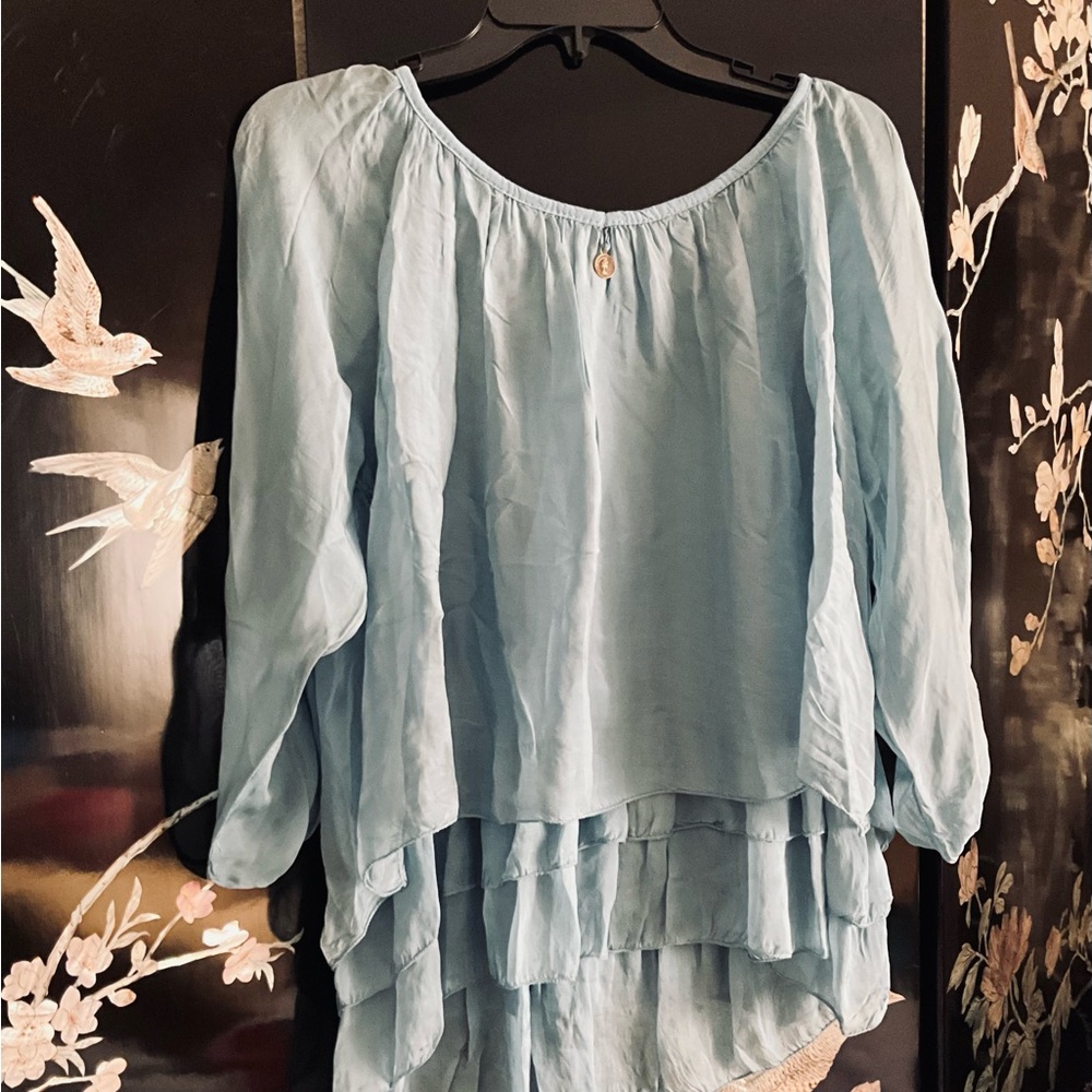 🐬Three tiered 100% silk soft blue top. Reduction sale July 2026.